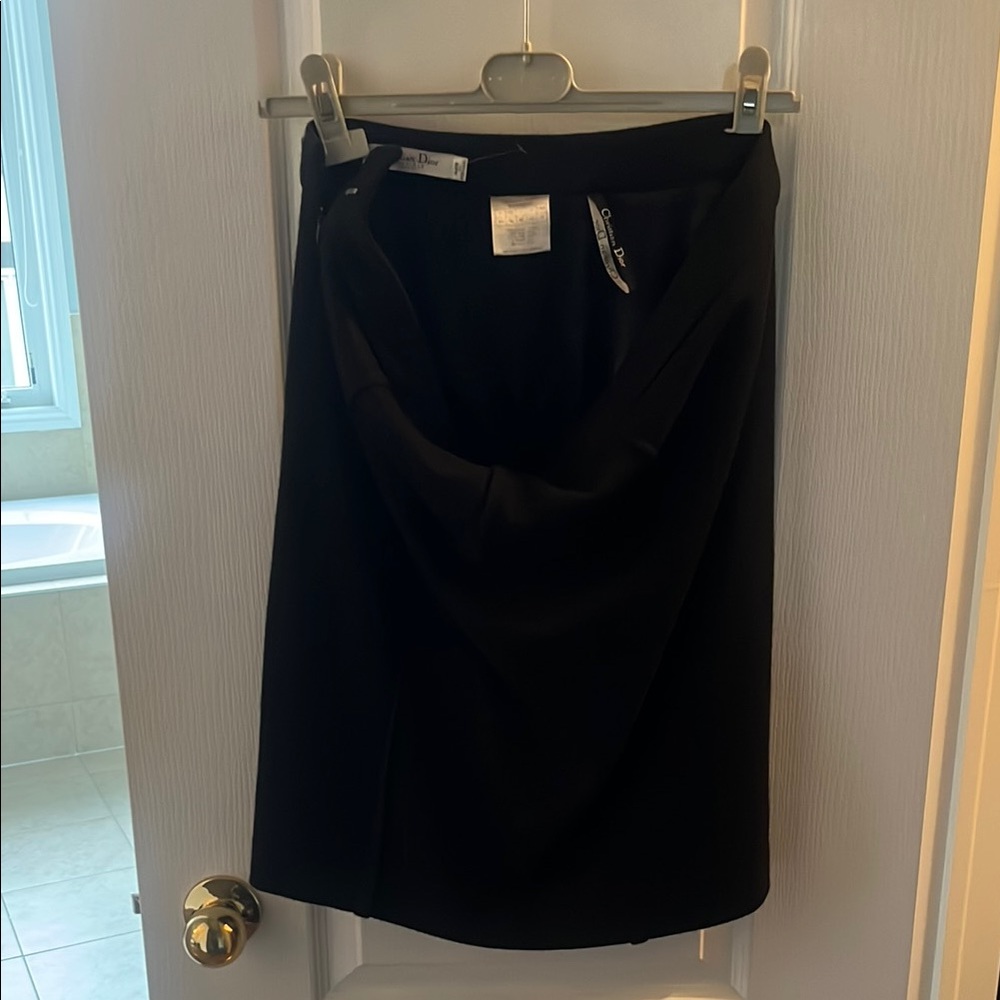 Dior Elegant Black Skirt US12 New 50% wool 50% acrylic